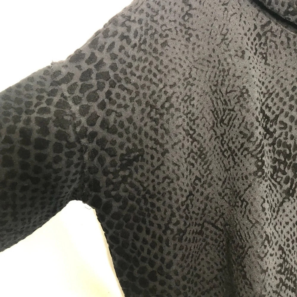 Rails Nico Black Flocked Cobra Hoodie Size Large - image 7